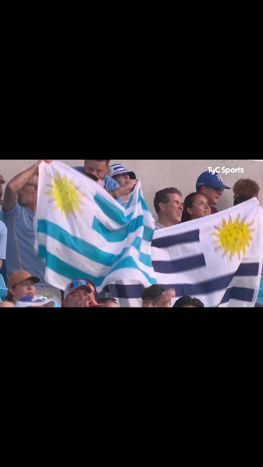 美国逆转墨西哥，苏亚雷斯关键制胜