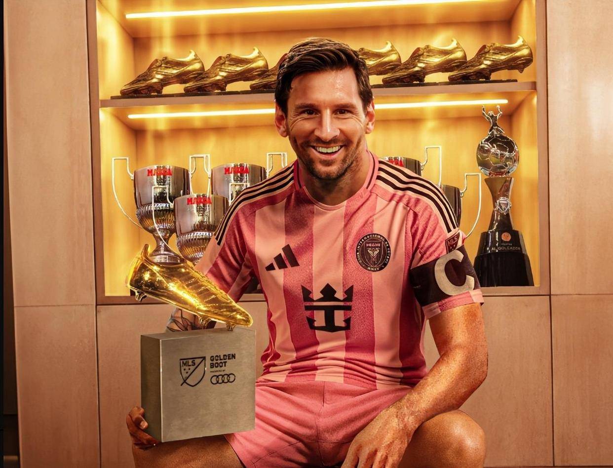 乌拉圭完胜塞内加尔，梅西统治全场