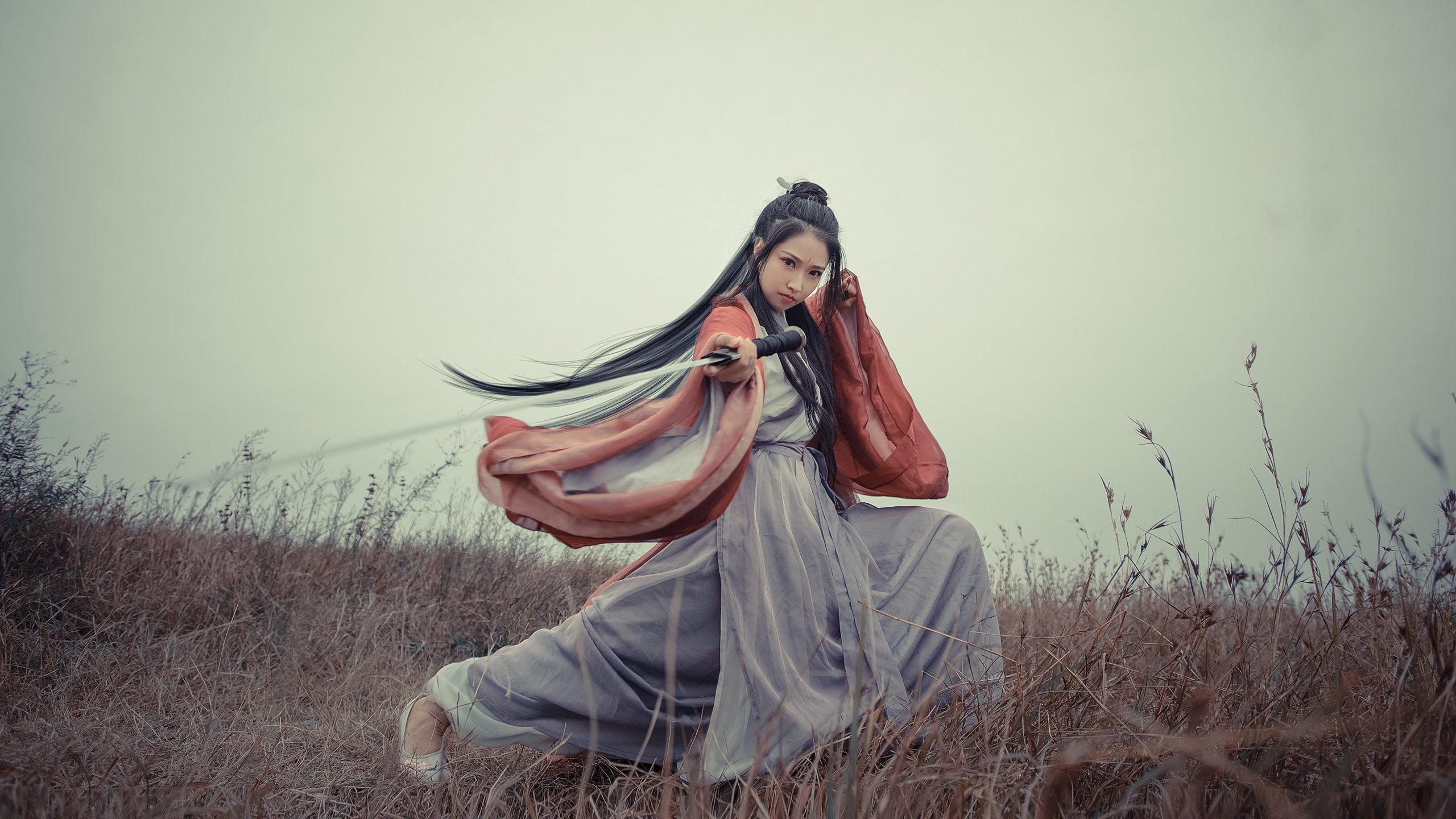 开云体育登录-轰鸣与静默，绿茵版F1街道赛中的零点防守官金玟哉