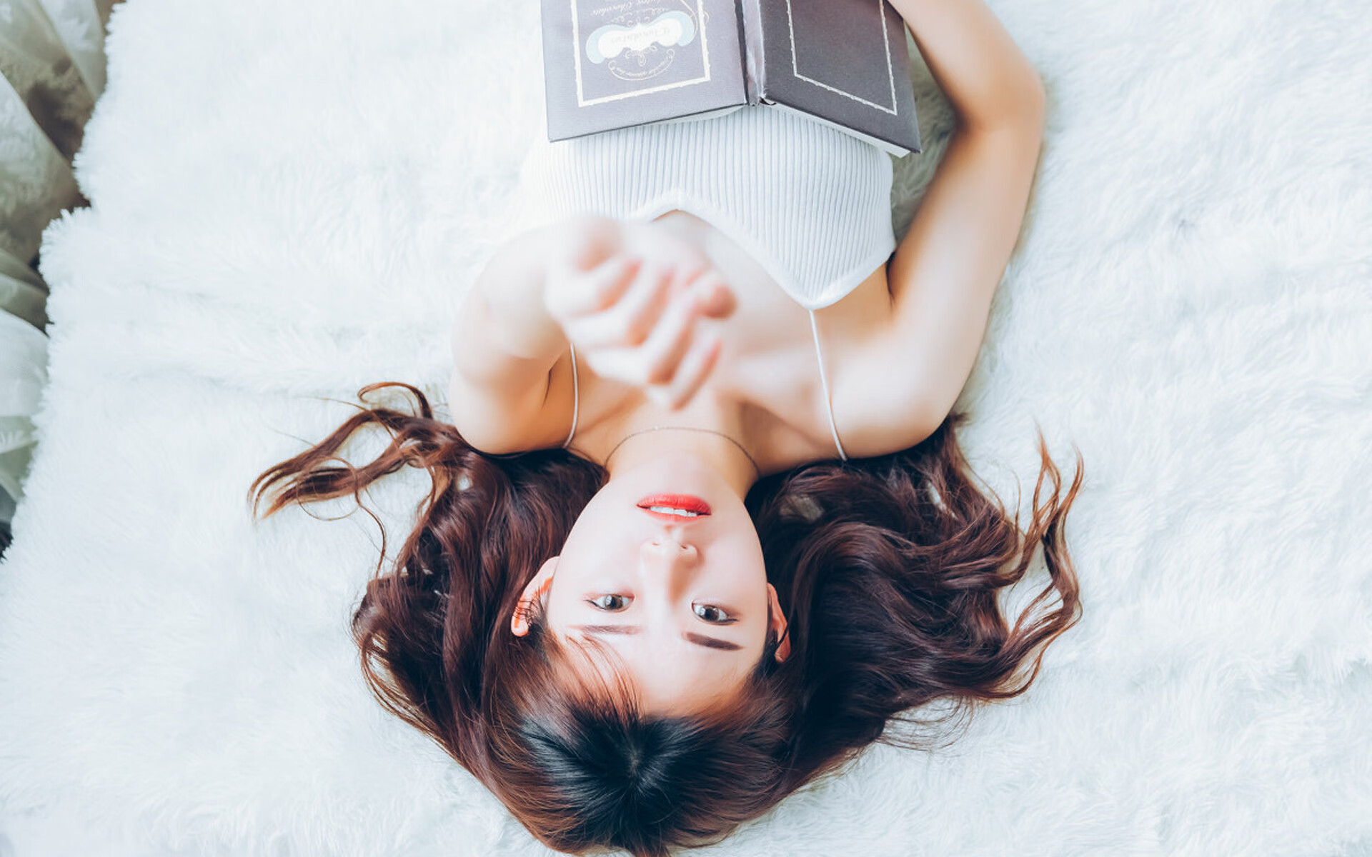 逆火中的独行，萨拉赫的影子里，藏着另一场战争