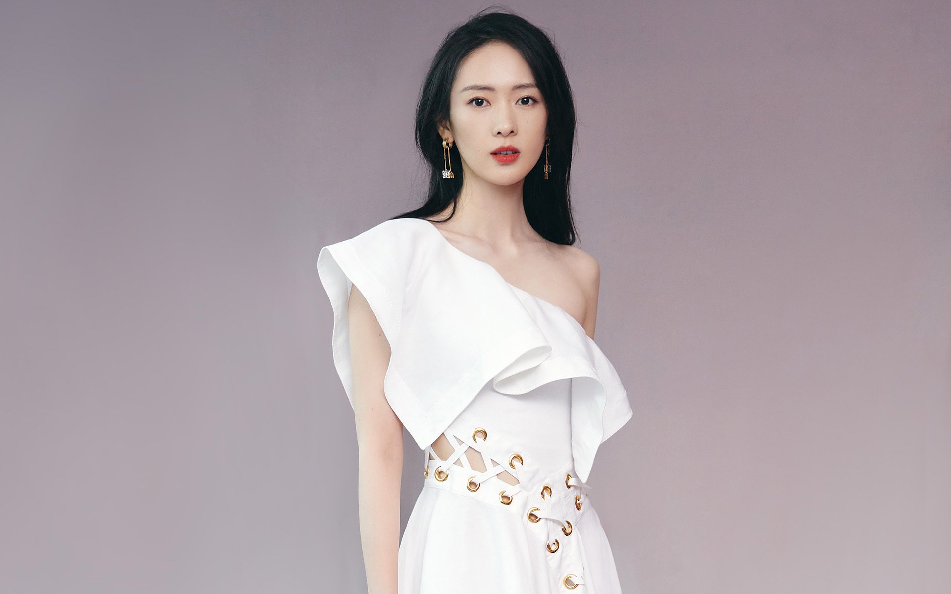 街道与球场,两场末节接管的平行叙事