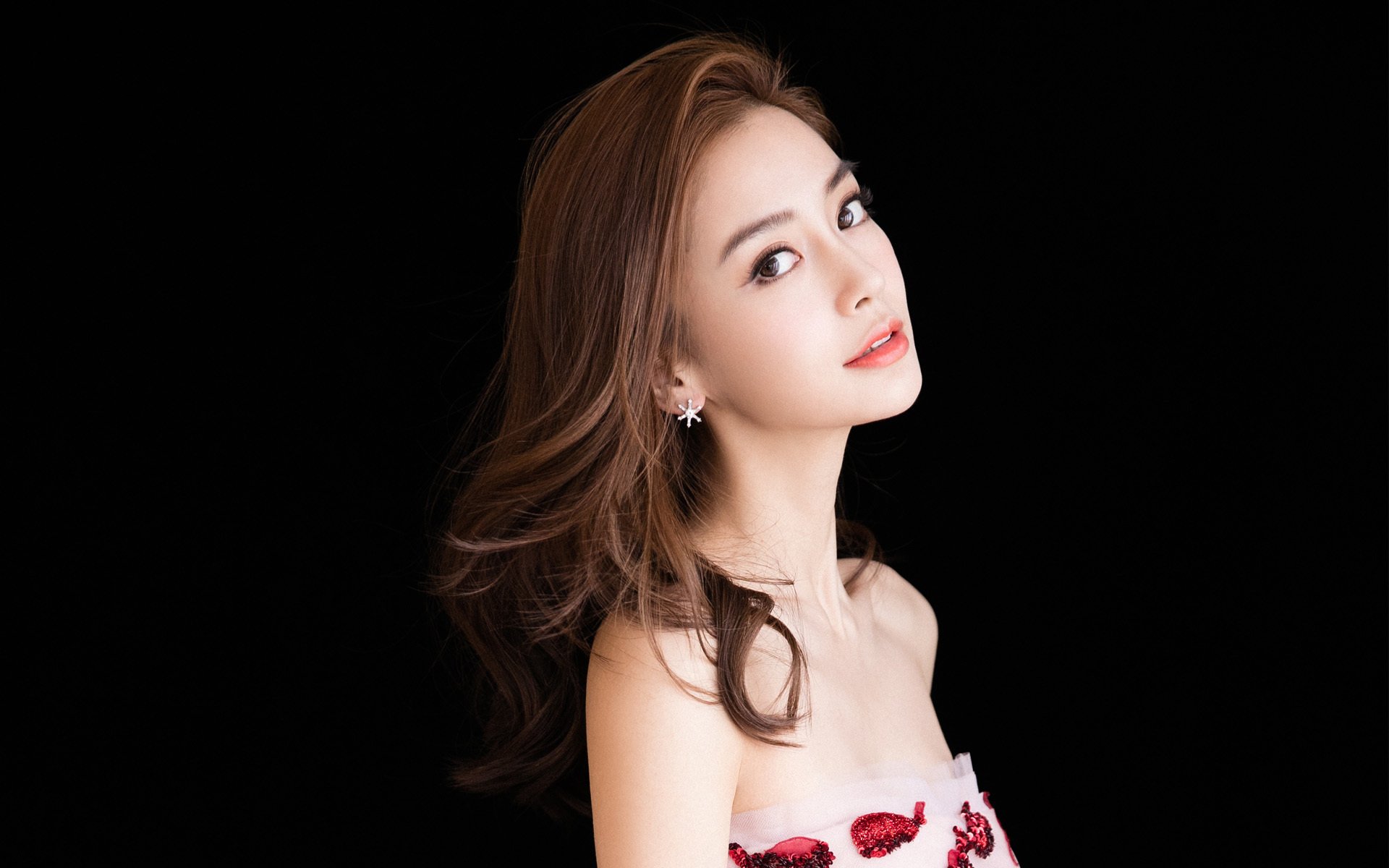 当伊布式霸气附体,奥地利3-0打穿土耳其的战术密码